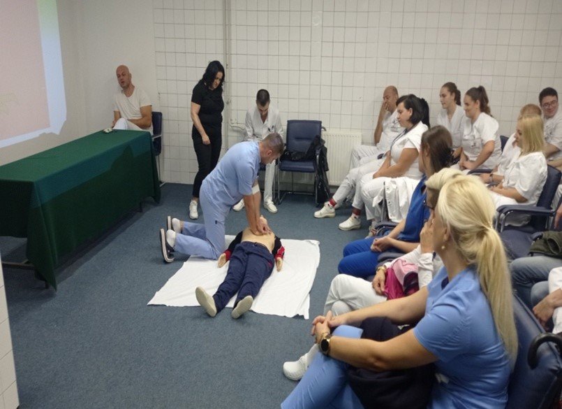 ODRŽANA DRUGA ŠKOLA OBUKE IZ KARDIOPULMONALNE REANIMACIJE (KPR)