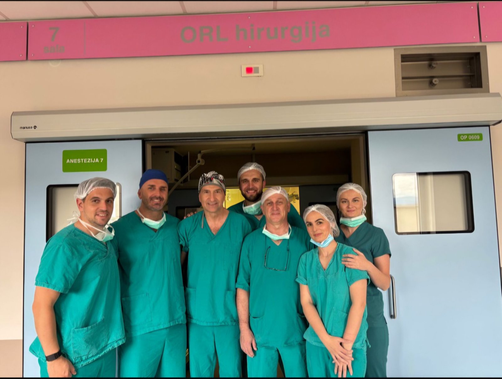 USPJEŠNO UGRAĐEN KOHLEARNI IMPLANT